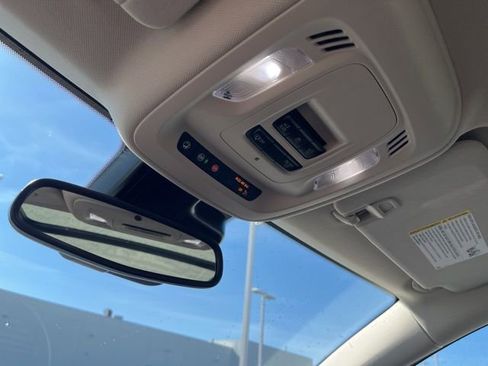 Used 2023 Buick Envision Essence w/ Sport Touring Package image 16