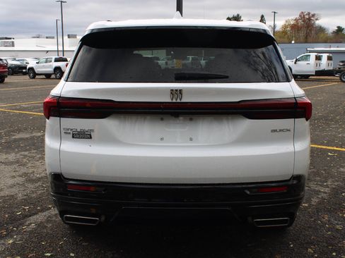 Certified 2025 Buick Enclave Sport Touring w/ Power Package image 6