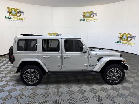 Used 2024 Jeep Wrangler High Altitude image 11