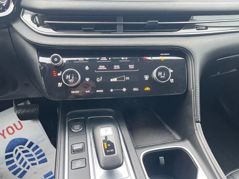 Used 2024 INFINITI QX60 Luxe image 19