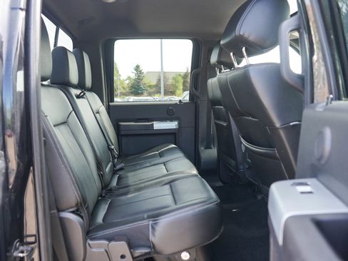 Used 2016 Ford F250 Lariat w/ Lariat Ultimate Package AWD/4WD image 12
