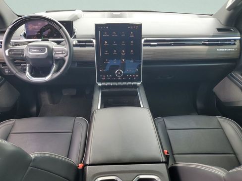 Used 2025 GMC Sierra EV Denali AWD/4WD image 11