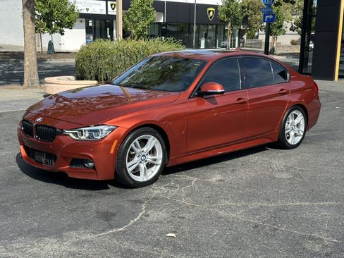 Used 2018 BMW 330e RWD image 3
