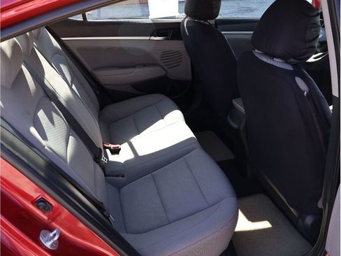 Used 2019 Hyundai Elantra SEL image 26