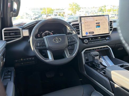New 2026 Toyota Tundra Limited AWD/4WD image 18