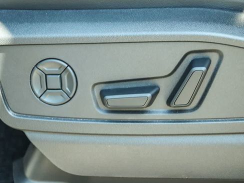 Used 2025 Audi Q5 Premium w/ Convenience Package AWD/4WD image 19