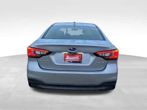 Used 2021 Subaru Legacy Limited image 4