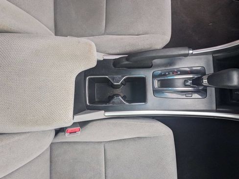 Used 2013 Honda Accord LX image 18