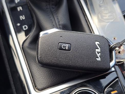 Used 2023 Kia Sportage EX image 22