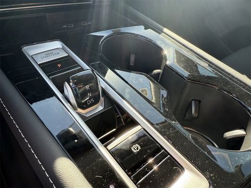 New 2026 Volkswagen Atlas SE image 20