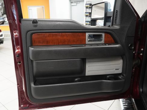 Used 2010 Ford F150 Lariat image 5