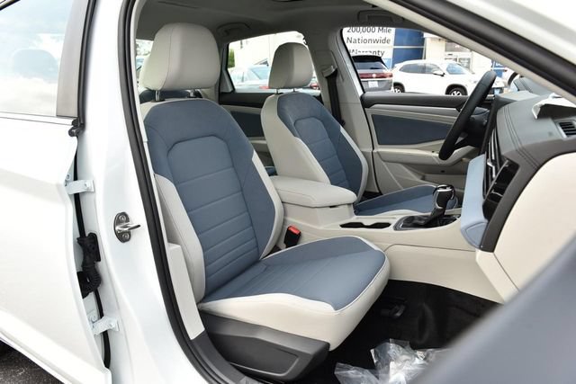 New 2026 Volkswagen Jetta SE FWD image 20