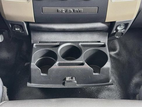 Used 2012 RAM 1500 ST RWD image 17