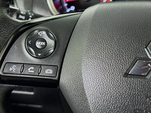 Used 2023 Mitsubishi Eclipse Cross SE image 13