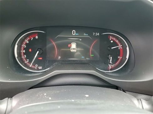 Used 2025 Toyota RAV4 XLE image 17