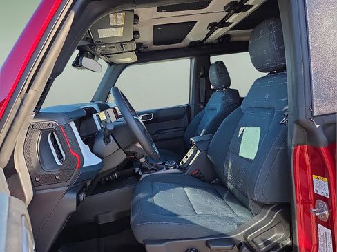 New 2025 Ford Bronco Heritage Edition image 15