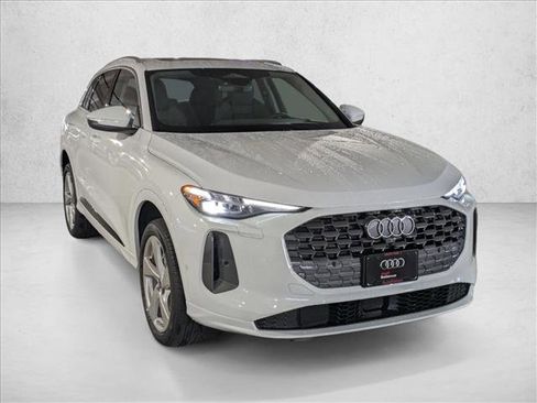 New 2025 Audi Q5 Premium Plus image 6