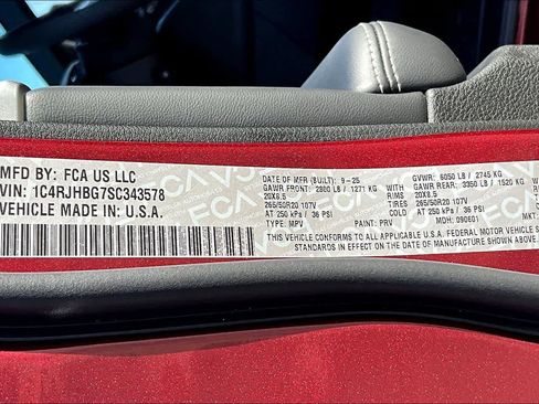 New 2025 Jeep Grand Cherokee Limited w/ Luxury Tech Group II image 21