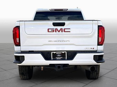 Used 2021 GMC Sierra 2500 AT4 AWD/4WD image 5