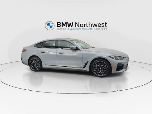 Used 2026 BMW i4 xDrive40i w/ M Sport Package AWD/4WD image 5
