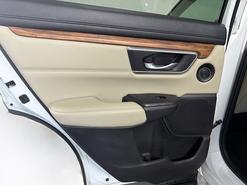 Used 2020 Honda CR-V Touring image 26