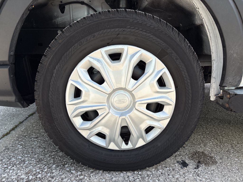 Certified 2025 Ford Transit 250 Low Roof w/ Exterior Upgrade Package RWD image 15