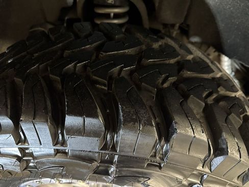 Used 2017 GMC Sierra 1500 SLT w/ SLT Premium Package image 11