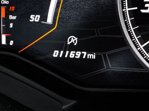 Used 2022 Lamborghini Huracan EVO AWD/4WD image 24