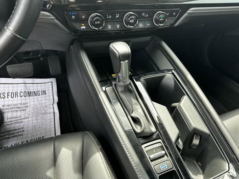 Used 2023 Honda Accord Touring image 18