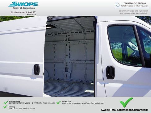 Used 2025 RAM ProMaster 2500 w/ Convenience Group FWD image 10