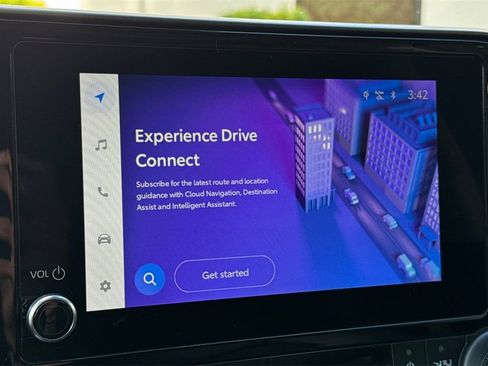 Certified 2023 Toyota Highlander XLE image 17