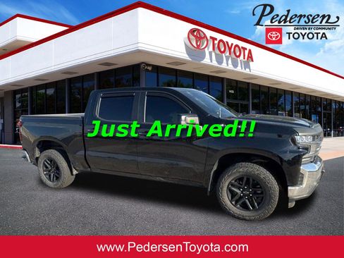 Used 2019 Chevrolet Silverado 1500 LT AWD/4WD image 1