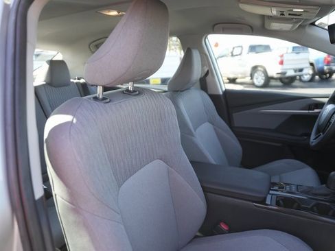 Used 2025 Toyota Camry LE image 19