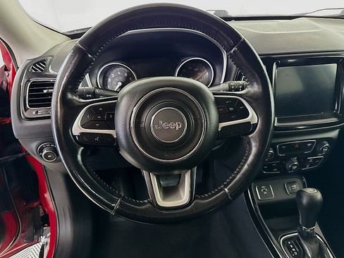 Used 2019 Jeep Compass Limited FWD image 12