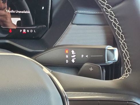 New 2026 GMC Acadia Denali w/ Super Cruise Package AWD/4WD image 15
