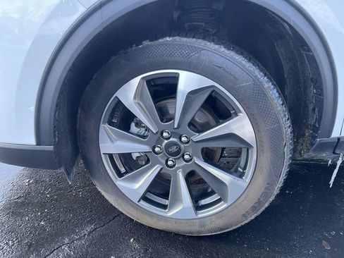 Used 2023 Ford Escape Platinum image 33