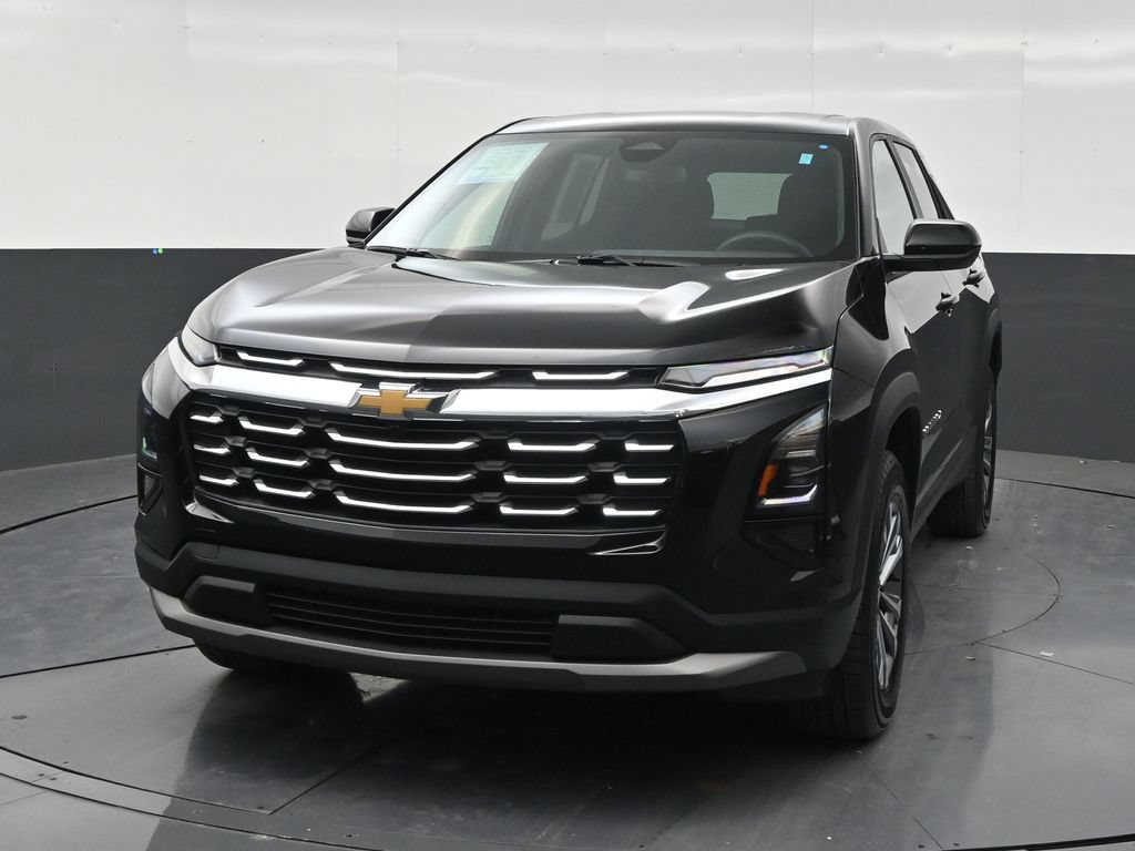 Used 2026 Chevrolet Equinox LT FWD image 8