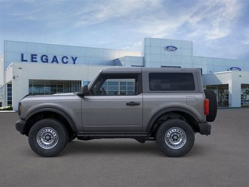 New 2025 Ford Bronco 2-Door image 3