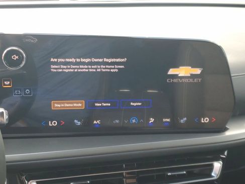 New 2026 Chevrolet Traverse LT w/ Driver Confidence Package FWD image 24
