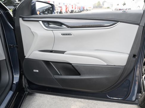 Used 2017 Cadillac XTS Premium Luxury image 44