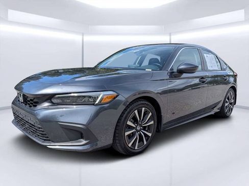 Used 2024 Honda Civic EX-L image 6