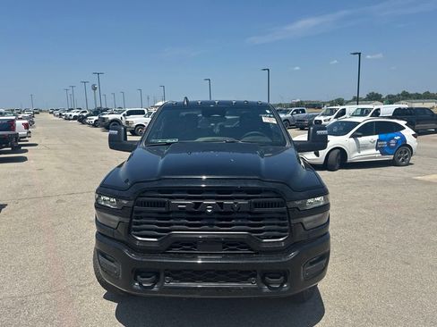 Used 2026 RAM 3500 Big Horn AWD/4WD image 2