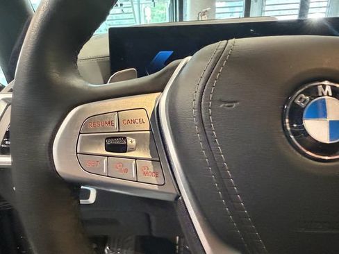 Certified 2024 BMW X7 xDrive40i w/ Parking Assistance Package AWD/4WD image 23