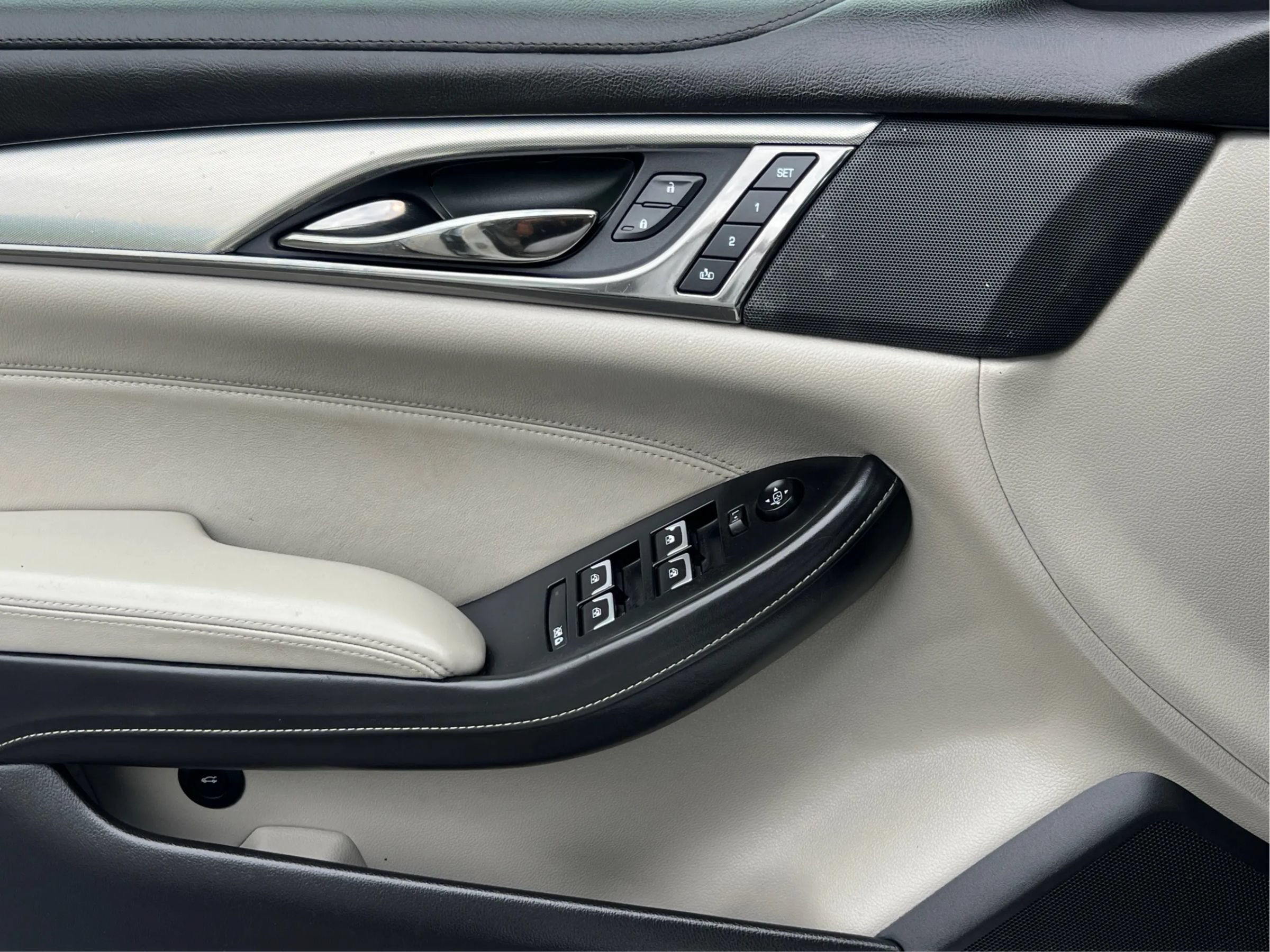 Used 2017 Cadillac CTS Luxury RWD image 41