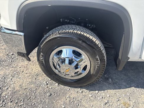 New 2025 Chevrolet Silverado 3500 LT w/ Convenience Package image 13