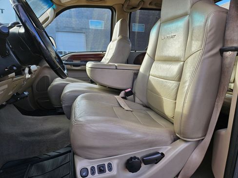 Used 2005 Ford F350 Lariat image 15