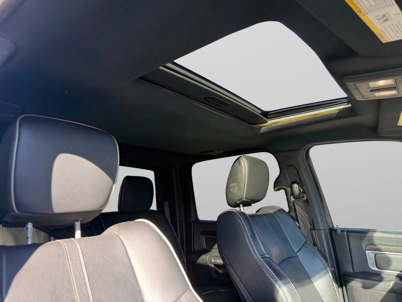 Used 2016 RAM 1500 Limited AWD/4WD image 34