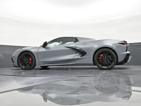 Used 2024 Chevrolet Corvette Stingray Convertible w/ 1LT RWD image 21