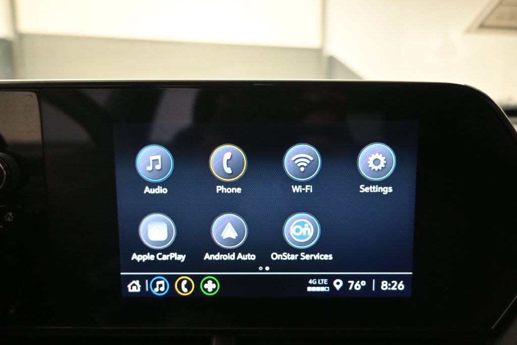 Used 2024 Chevrolet Trax LS w/ LS Convenience Package FWD image 12