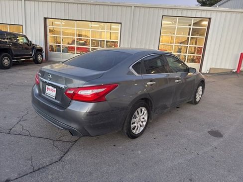 Used 2017 Nissan Altima 2.5 S w/ Power Driver Seat Package image 8
